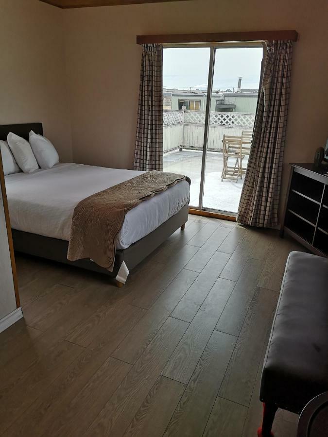 Cozy Court Motel Сешелт Екстериор снимка